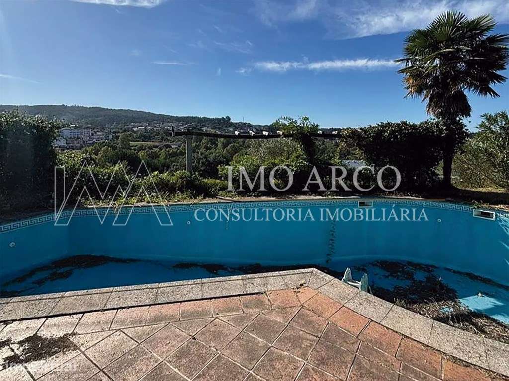 Quinta, com Moradia, Piscina e Adega-34