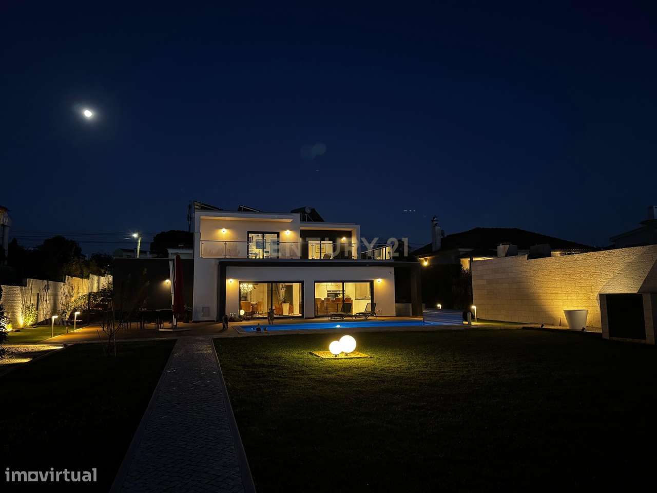 Moradia ultramoderna com 3 quartos: Vida sustentável na Costa da Prata - Grande imagem: 4/46