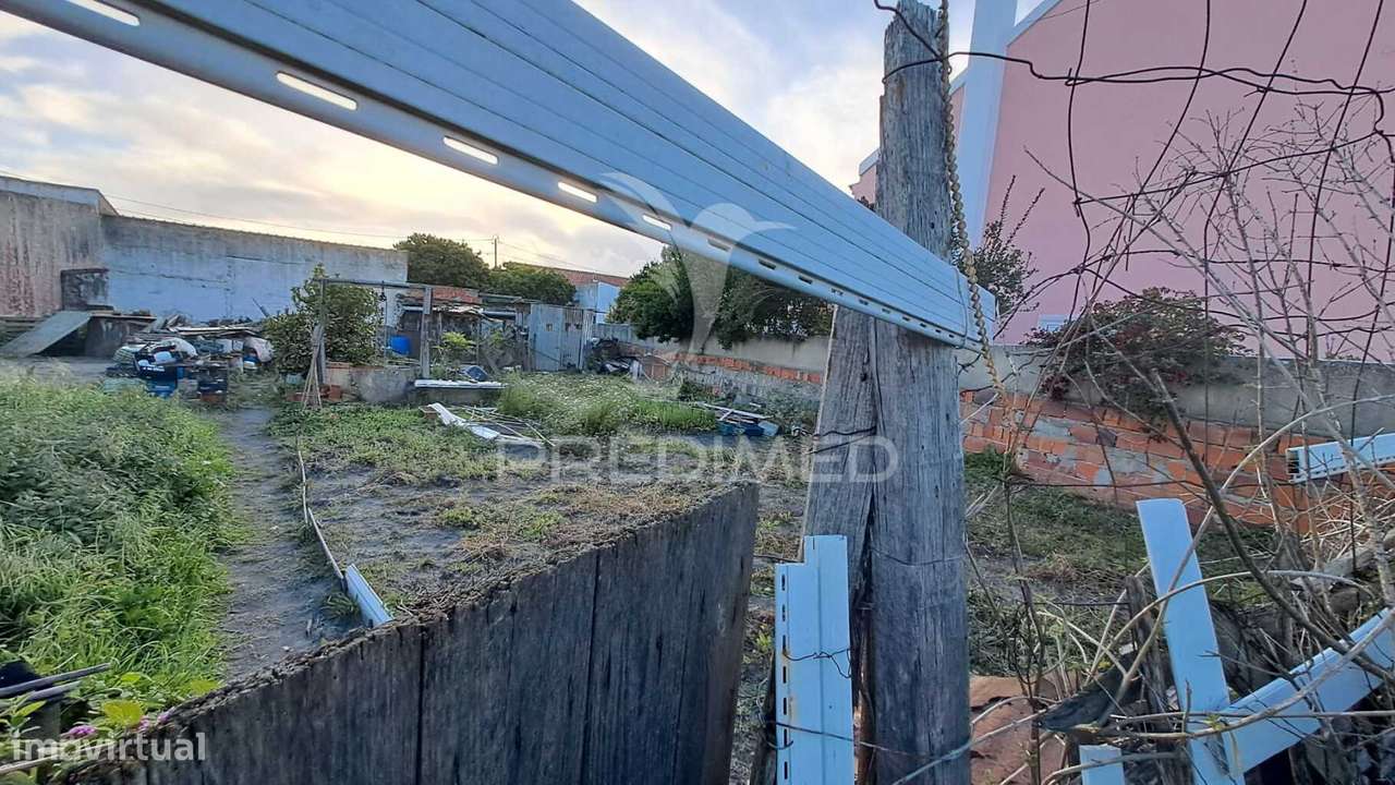 Terreno Urbano de 200m2 em Vale do Grou, Alhos Vedros - Grande imagem: 5/9