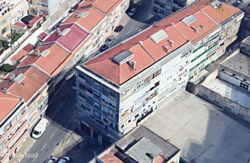 Apartamento de 4 Assoalhadas - Cova da Piedade - União Piedense - Grande imagem: 2/5