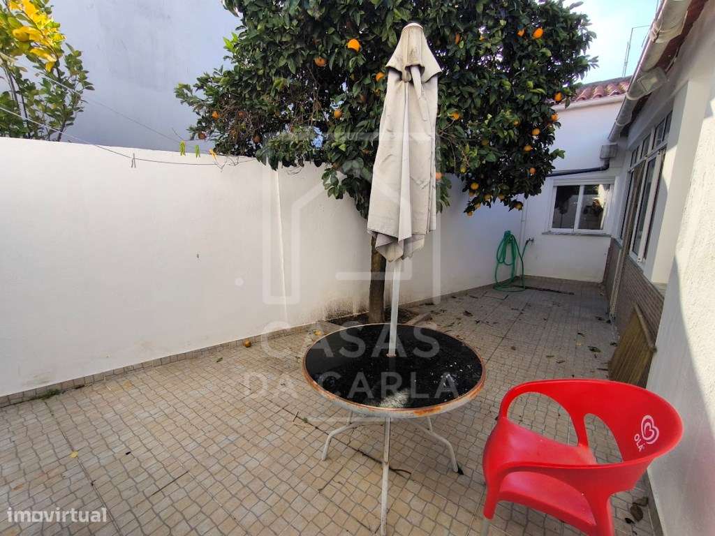 Moradia T3 com quintal em Cuba-21