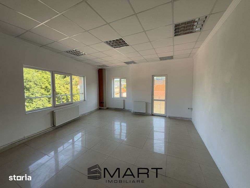 Spatiu Birouri 250 mp zona Centrala - Imagine principală: 4/10