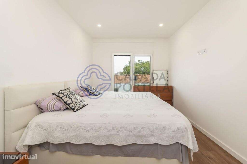 ApartamentoT3 Duplex na Amora -  Design contemporâneo, conforto e Excl-13