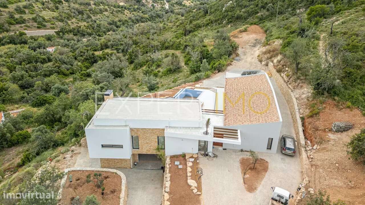 Moradia - 4 quartos em Loulé Algarve com piscina - Grande imagem: 2/25