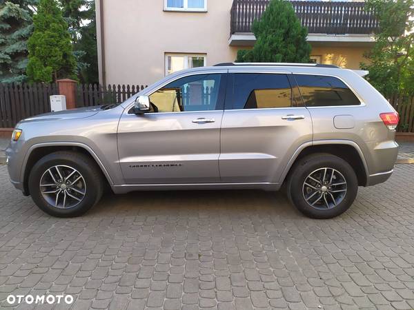 Jeep Grand Cherokee - 2