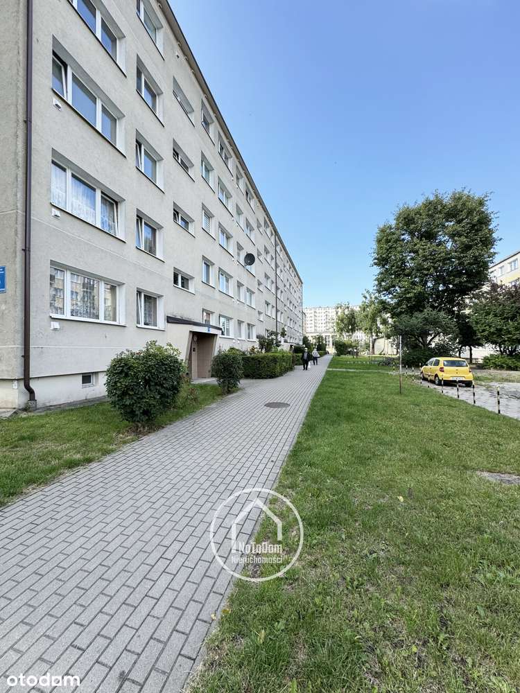 Na sprzedaż: 2-pokojowe mieszkanie z balkonem w Słupsku, ul. K.Jadwigi-14