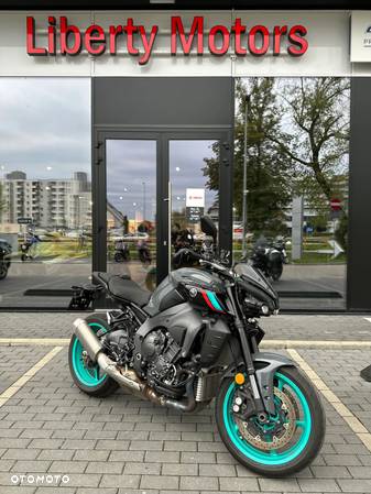 Yamaha MT - 2