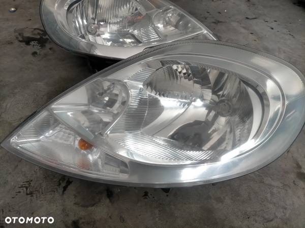 LAMPA Przód Przednia Prawa Lewa RENAULT TaficII 2 LIFT FL VIVARO 8200701354 A 8200701356 - 2