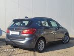 BMW Seria 2 218i - 5