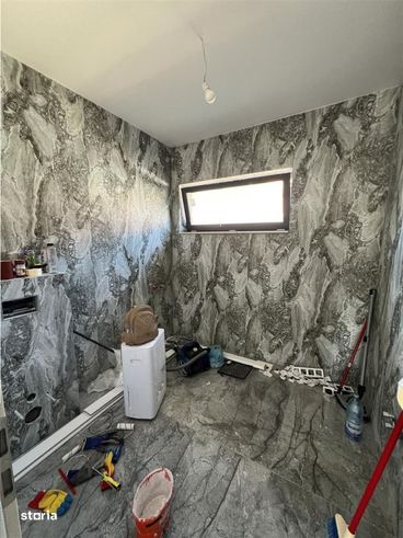 Casa la cheie cu 4 camere 3 bai si teren de 290 mp zona Brana Selimbar-5