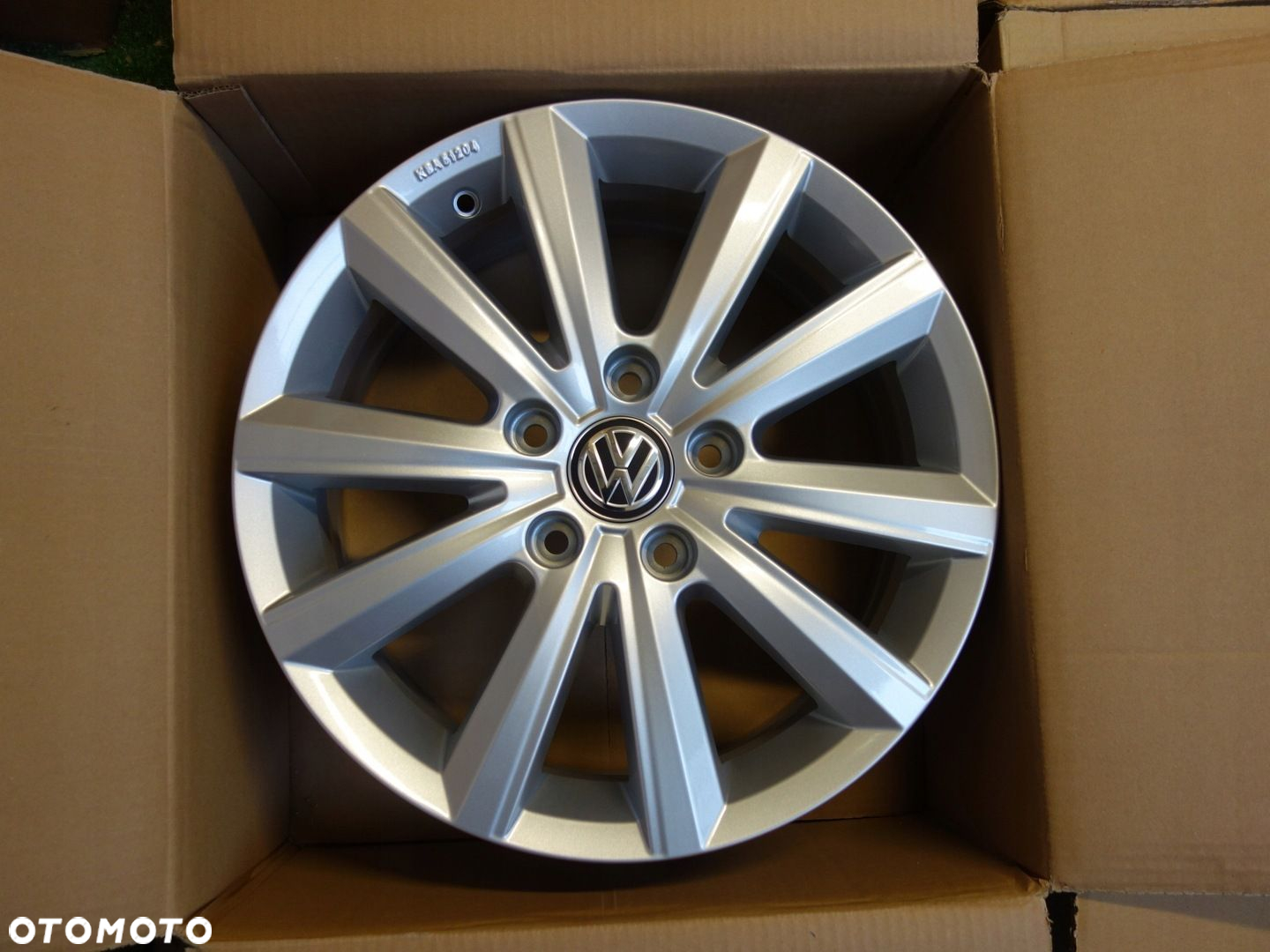 Felgi 17 5x120 Volkswagen T5 T6 Multivan F8224-16 - 8