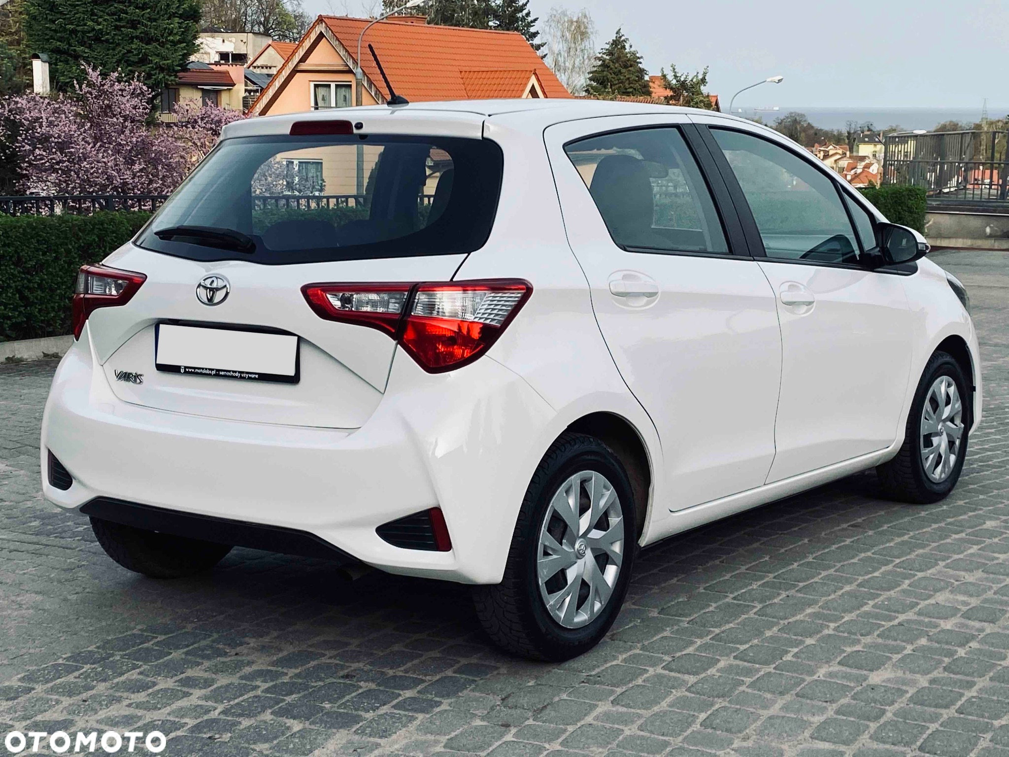 Toyota Yaris 1.5 Premium - 11