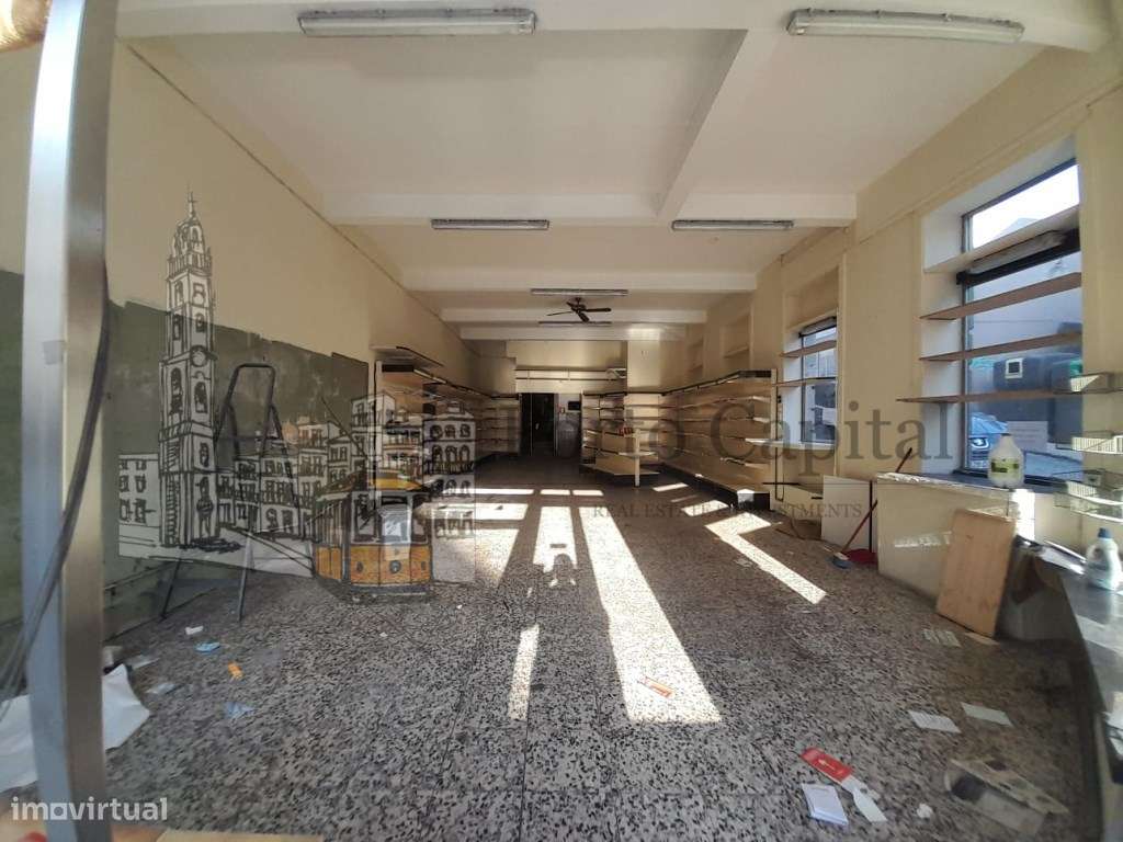 EXCELENTE LOJA COM 207M2 (R/C E CAVE) E DUAS FRENTES, MUITO BEM LOC... - Grande imagem: 4/20