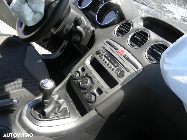 Dezmembrari  Peugeot 308 (4A, 4C)  2007  > 2013 1.6 HDi Motorina - 29