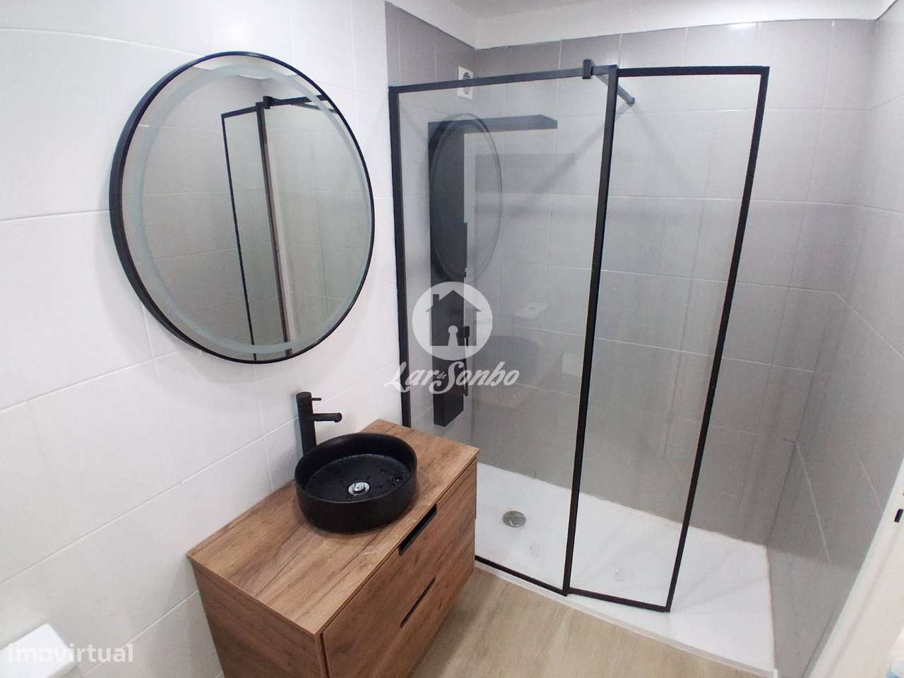 APARTAMENTO T3 REMODELADO - BAGUIM DO MONTE-1