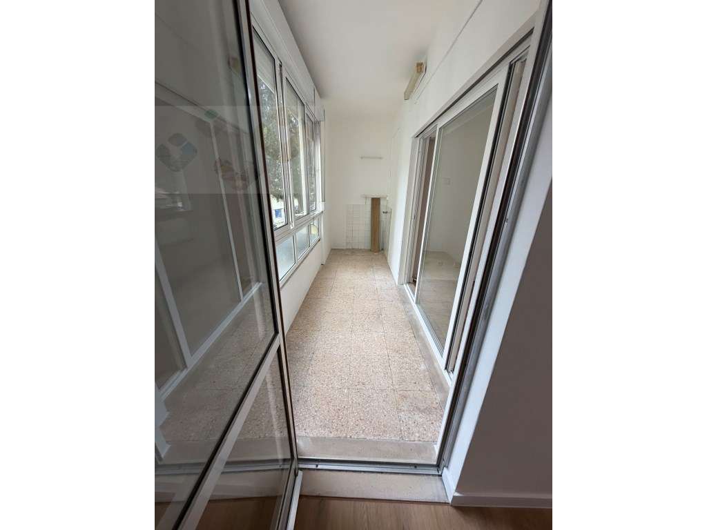 Apartamento T1 Venda Amadora-13