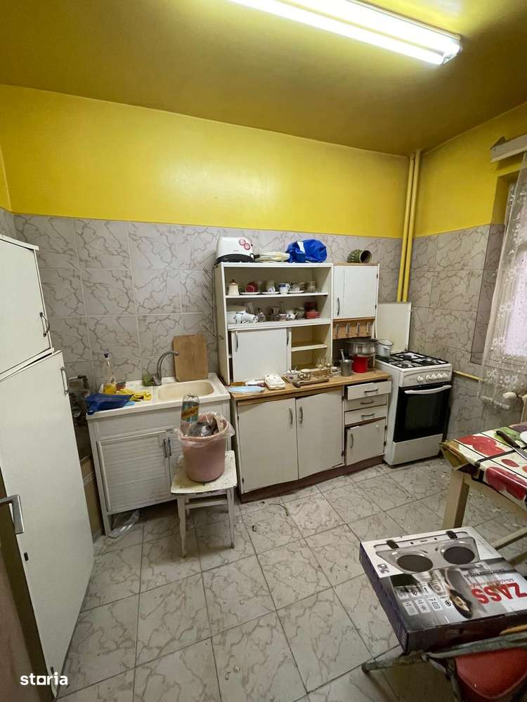 Vanzare apartament 3 camere Drumul Taberei Valea Argesului Sector 6