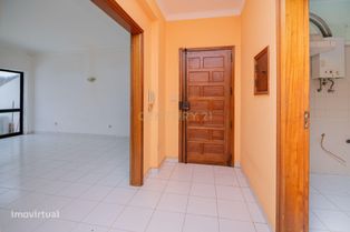 NÃO PERCA ESTA GRANDE OPORTUNIDADE! APARTAMENTO T2 ESPAÇOSO COM TERRAÇ - Grande imagem: 4/19