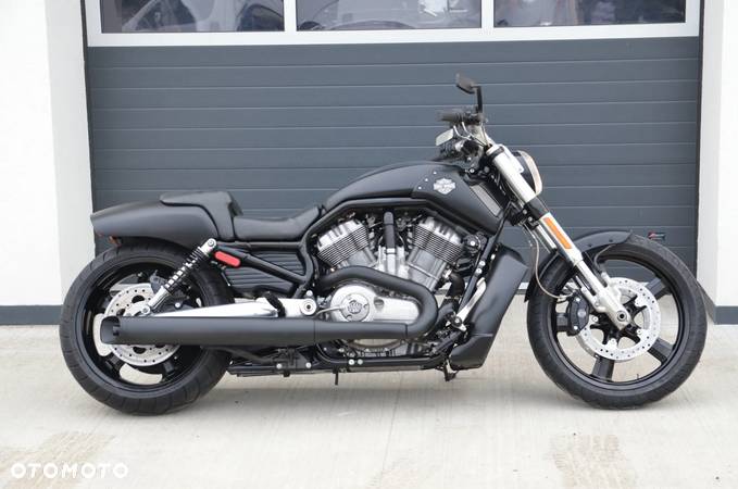 Harley-Davidson V-Rod Muscle - 12