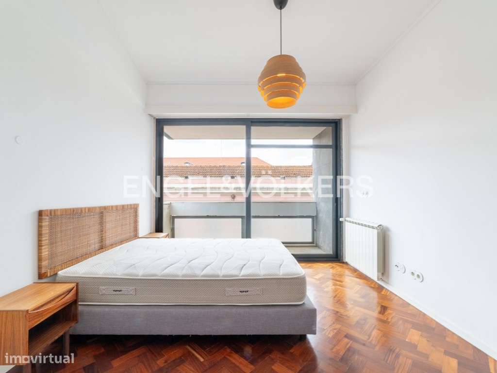 Apartamento T3 renovado no Principe Real-20