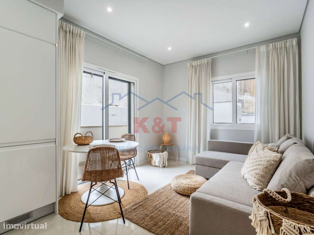 Apartamento T1 NOVO - Arrendamento até Maio - Grande imagem: 2/33