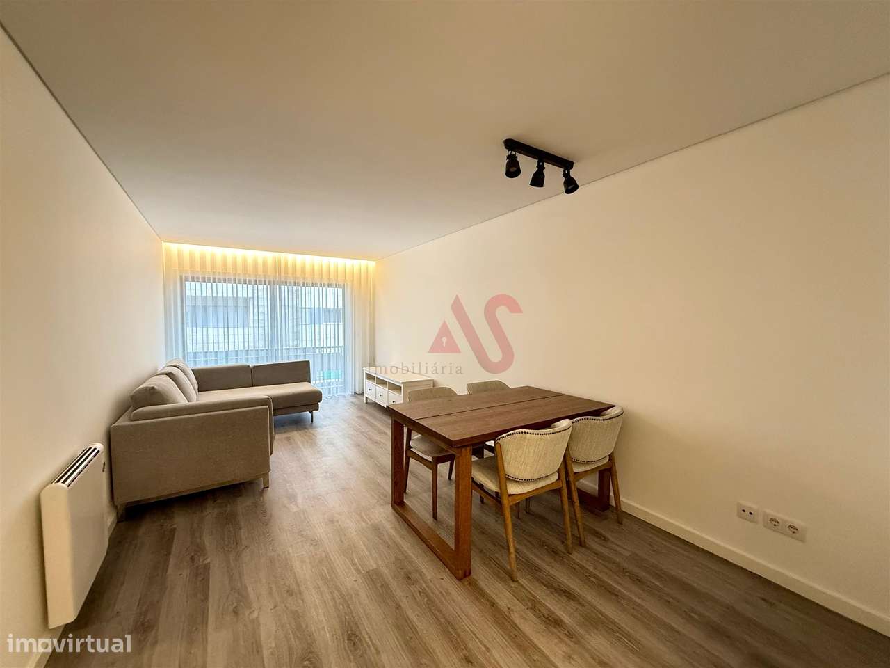 Apartamento T2 Mobilado na Trofa – Excelente Localização - Grande imagem: 2/16