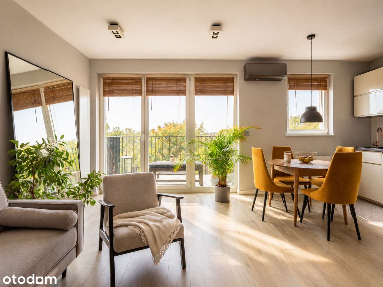 BEZPOŚREDNIO: Klimatyzowany, jasny i nowoczesny apartament z tarasem – pohled 3