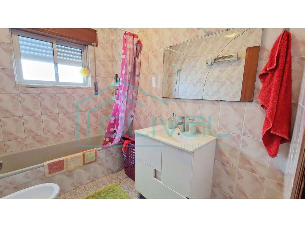 Moradia T6 centro de Samora Correia-26