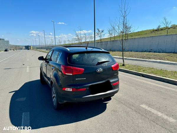 Kia Sportage 2.0 DSL 6MT 4x4 Style - 8