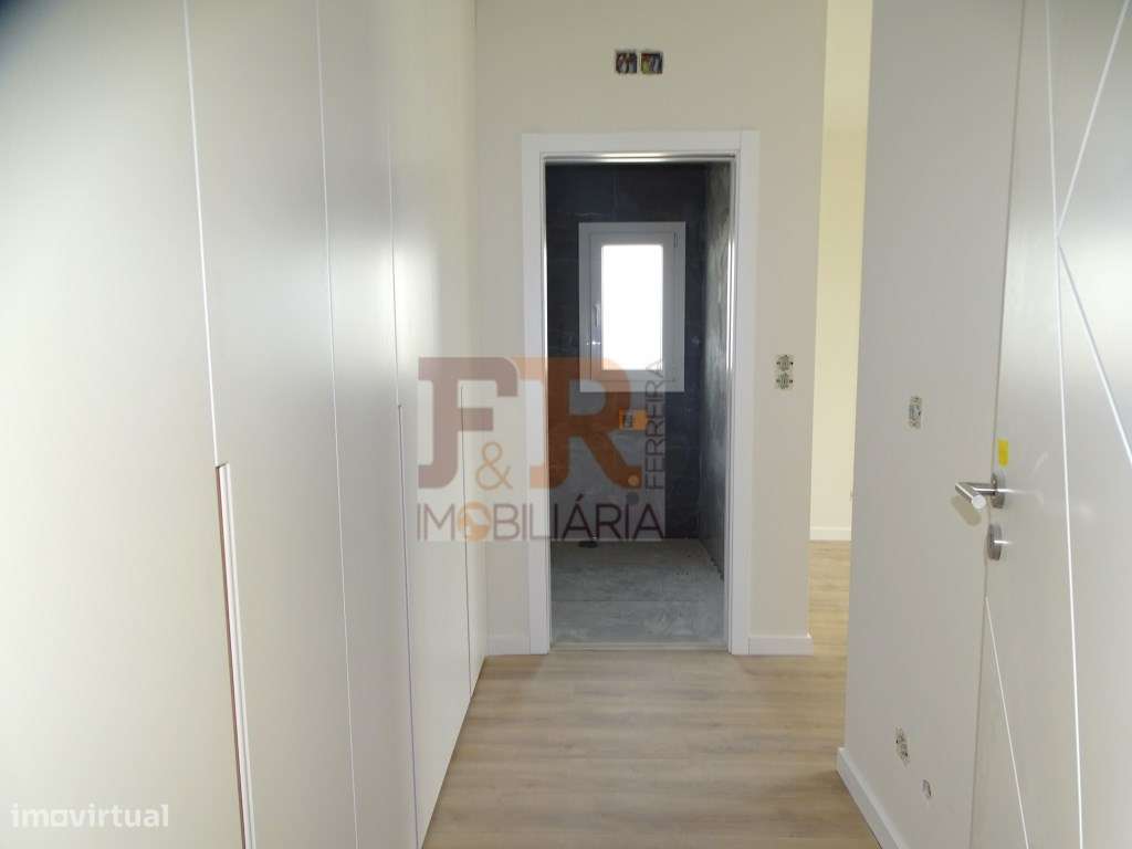 Moradia Isolada Térrea T4 com Garagem - Quinta do Anjo Palmela-29