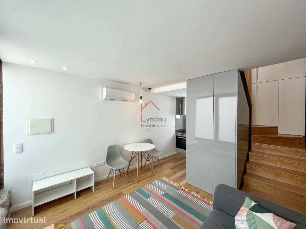 T1 Condomínio Fechado Guimarães - Grande imagem: 2/24