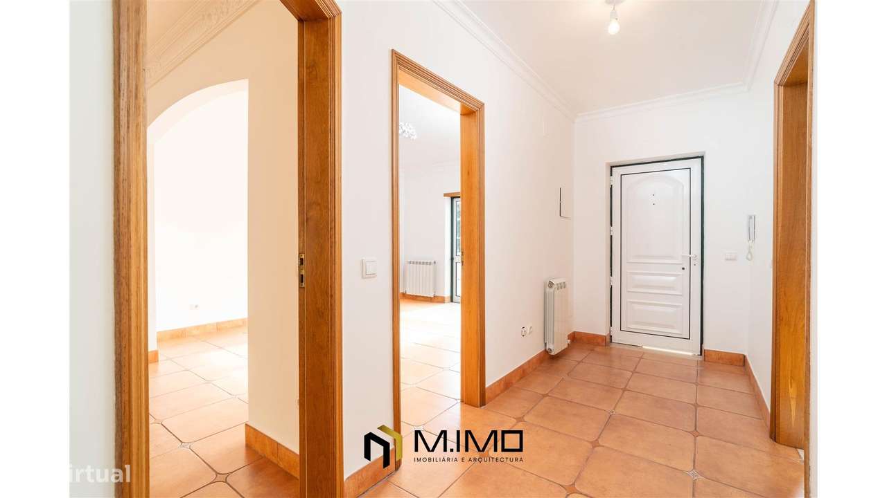 Moradia M3 com Vista Mar e Terraço Panorâmico – A 5 Minutos da Praia-11