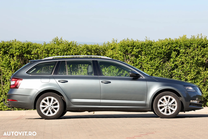 Skoda Octavia 1.6 TDI DSG Style - 11