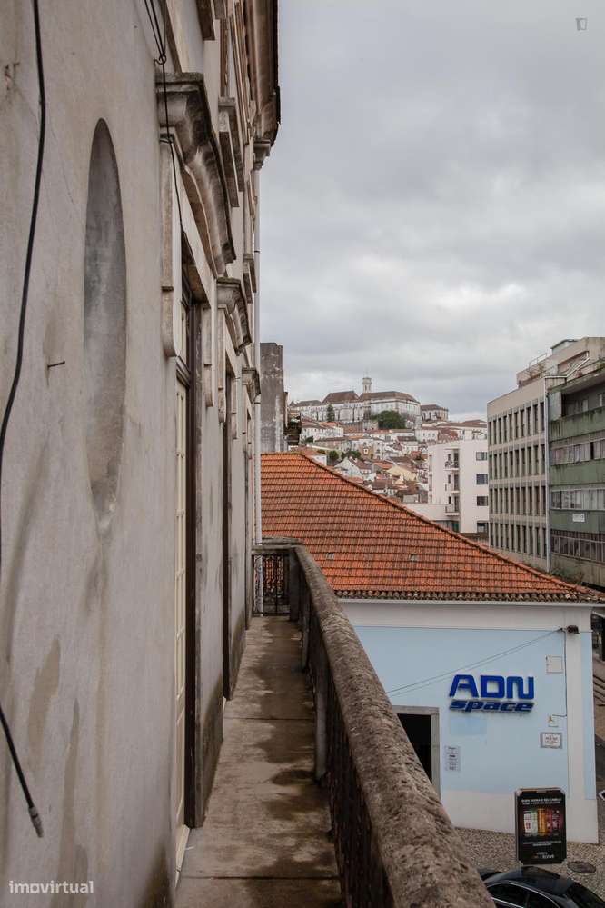 Apartamento com 4 quartos - localizado em Baixa Coimbra - Grande imagem: 2/7
