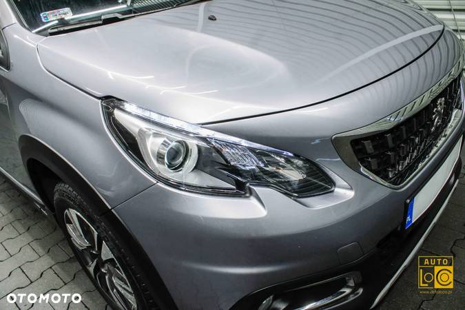 Peugeot 2008 1.2 Pure Tech Allure S&S - 32