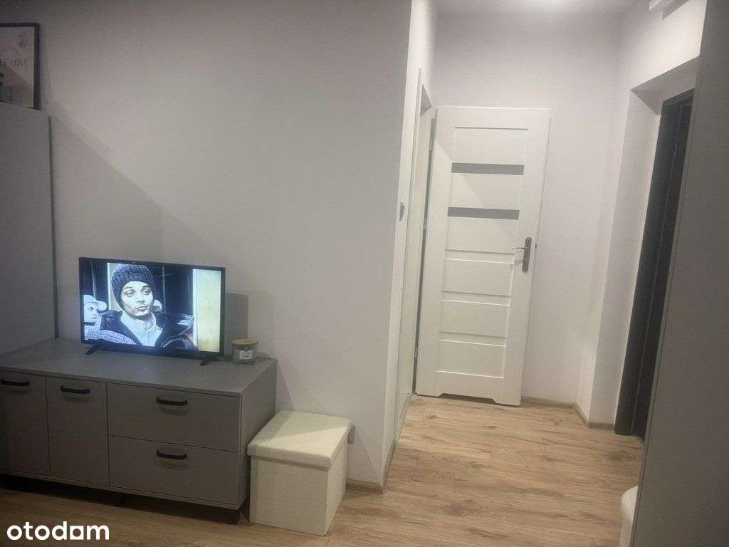 Umeblowana kawalerka do wprowadzenia!!!-2