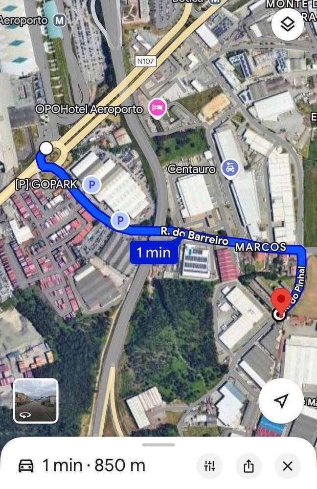 Armazém / Serviços na rua do Pinhal a 1 minuto do aeroporto - Grande imagem: 3/5