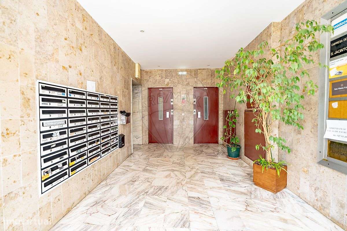 Escritório  para venda - Grande imagem: 1/21