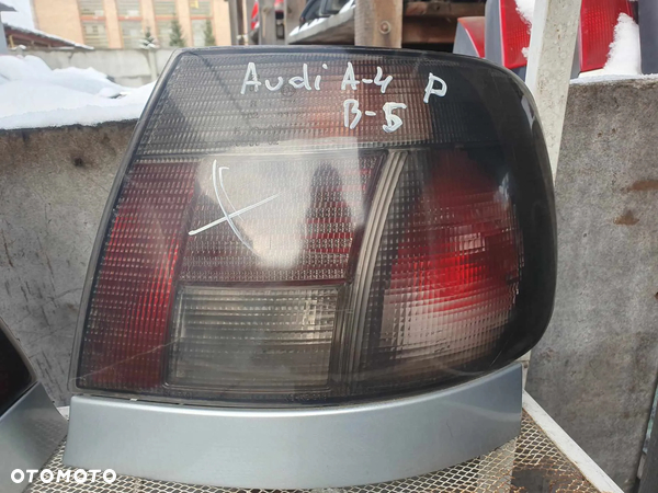 Audi A4 B5 Lampy tylne - 3