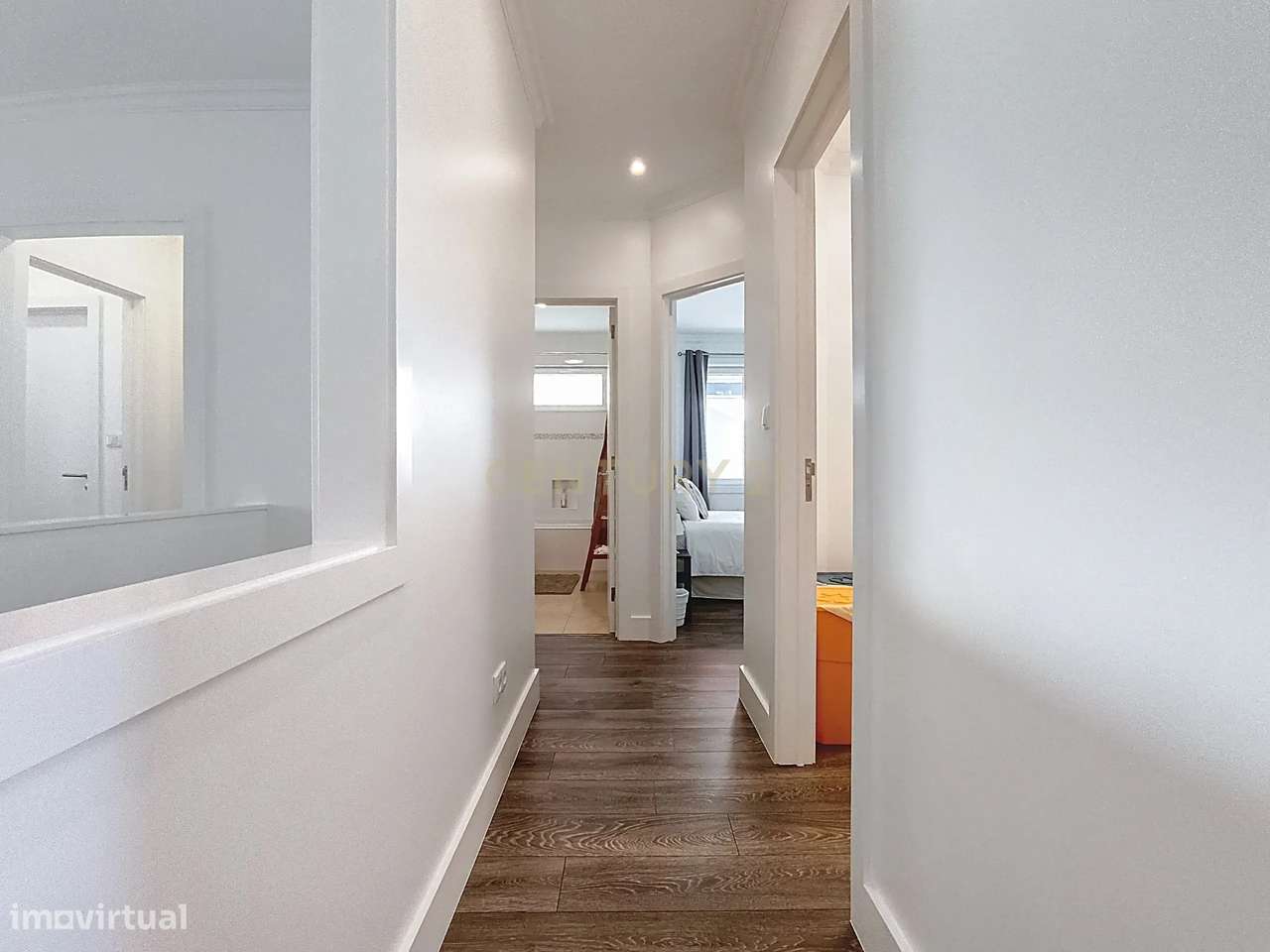 Moradia Moderna com Piscina + Apartamento Independente | Construção 20-24