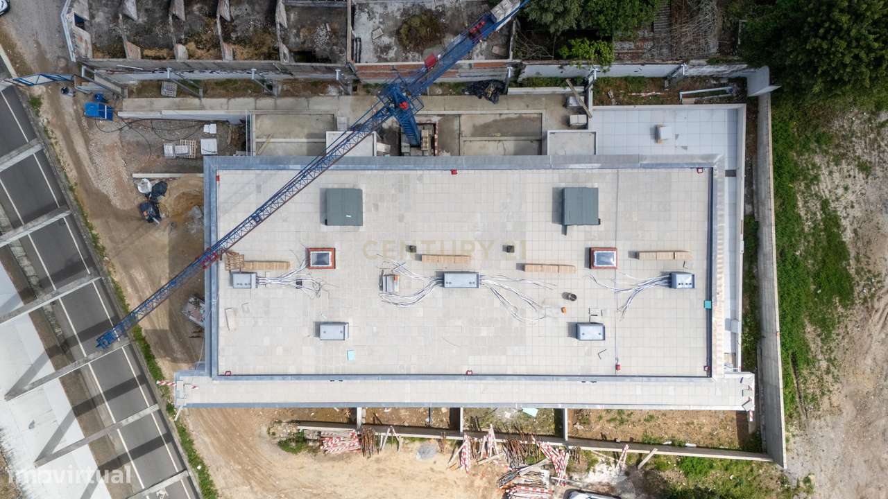 T2 Único com Terraço de 277m² | Valbom, Gondomar-26