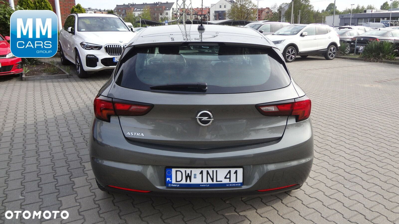 Opel Astra - 4