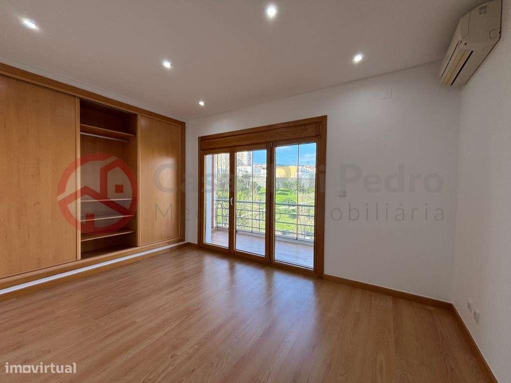 Excelente Apartamento T3, prédio com elevador, parqueamento e arrec...-14
