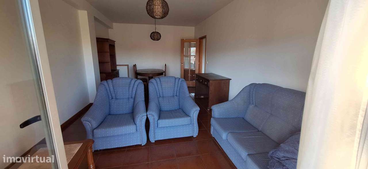 Apartamento T1 com varanda, elevador e cozinha equipada - Grande imagem: 4/10