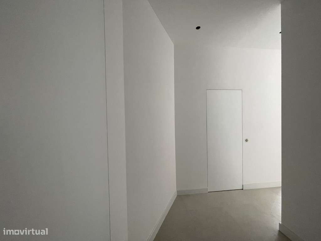 Excelente apartamento na zona Histórica da Nazaré.-14
