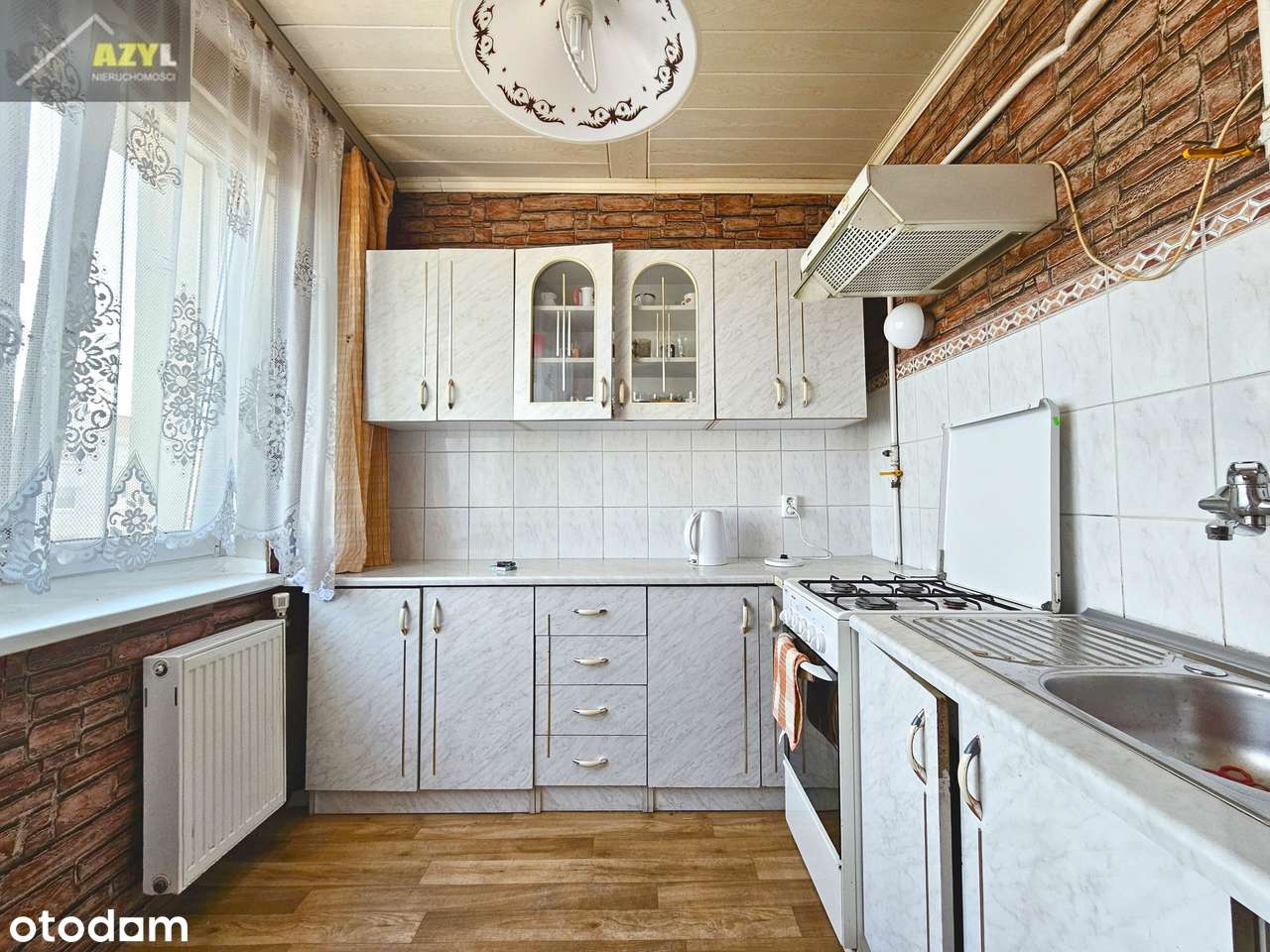 Sielec ul. Andersa - 3 pokojowe mieszkanie w niskim bloku.-4