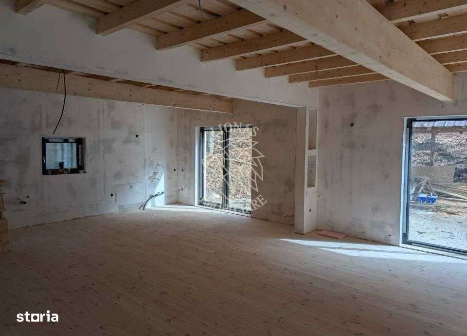 Pensiune Cabana 280mp-teren 1169 mp-foisor-200 m de Lac Colibita - Imagine principală: 3/8