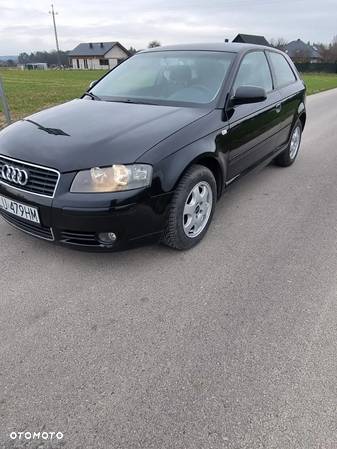 Audi A3 1.6 Ambiente - 2