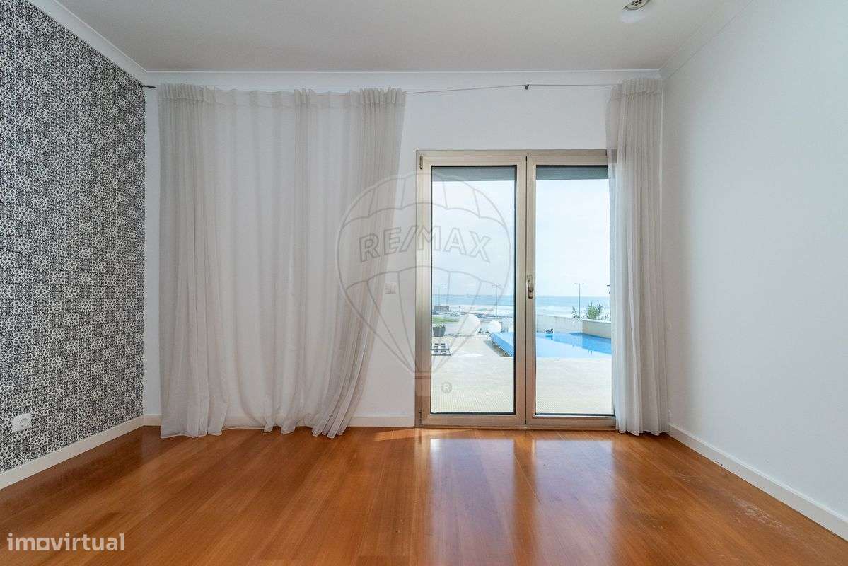 Moradia T5 para venda-19