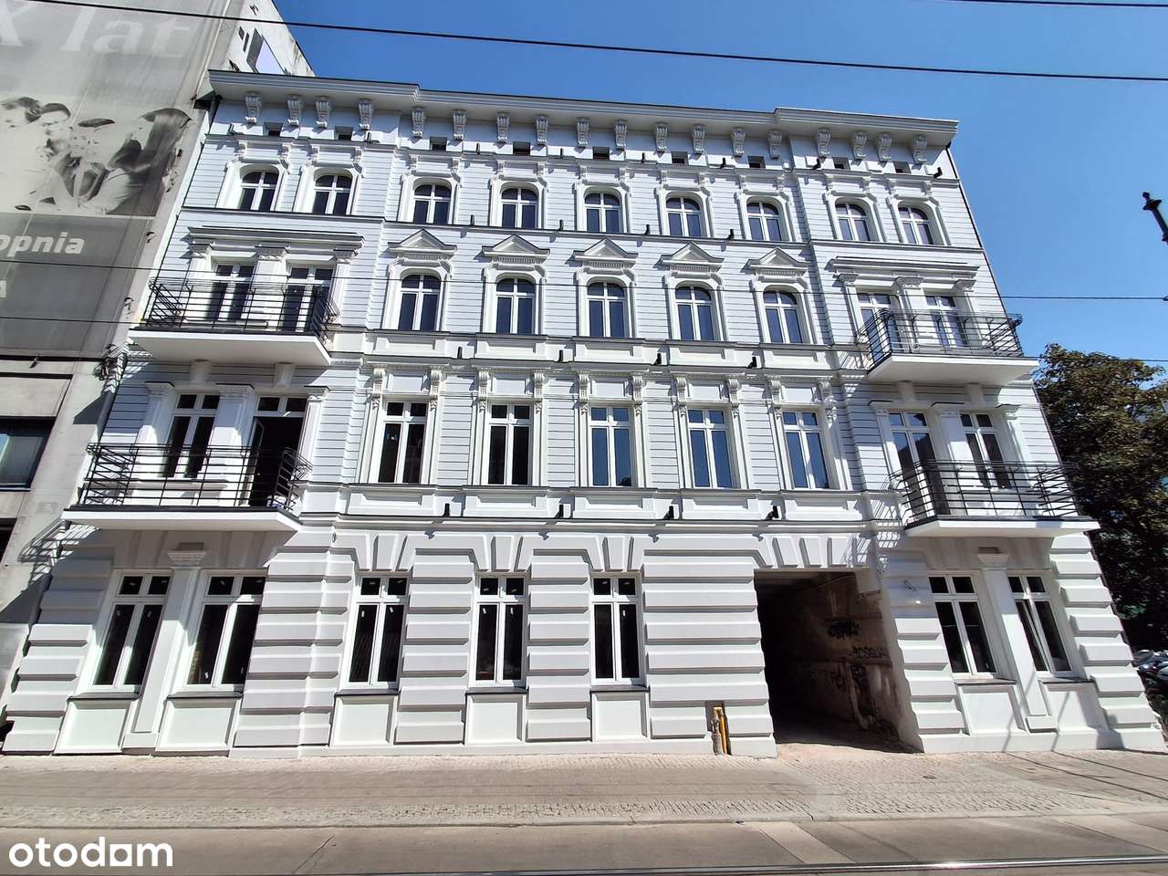 KONIEC GRUDZIEŃ 2025 - Słoneczne mieszkanie, kamienica przy parku-0